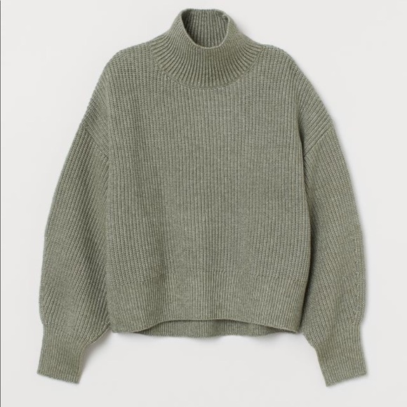 H&M Sweaters - Balloon sleeved sweater